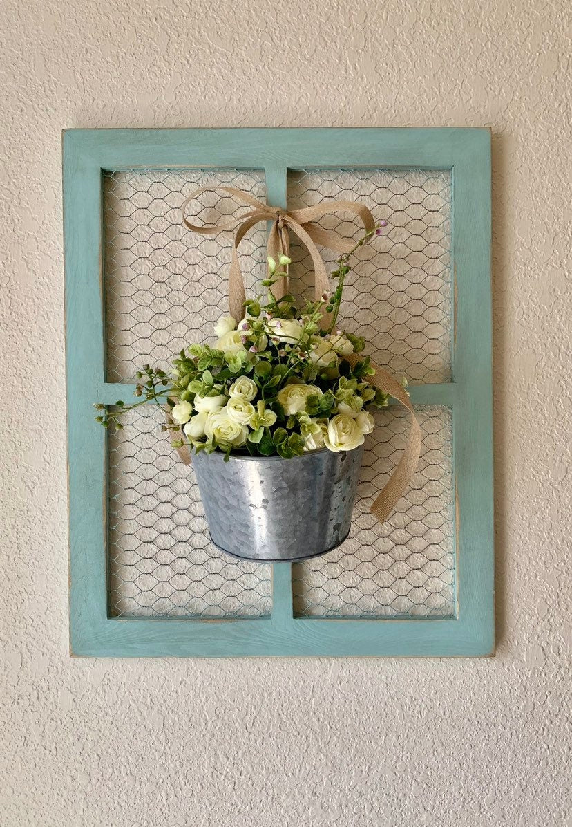 Rustic Wood Wall Hanging Window Fram with Chicken Wire and Wreath or C –  Country Home and Heart